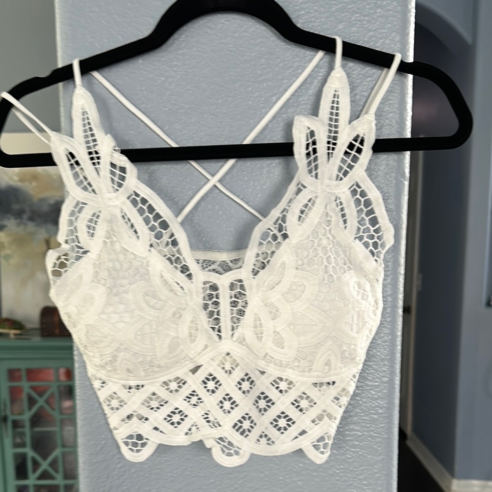 White Lace Tank Top NWOT